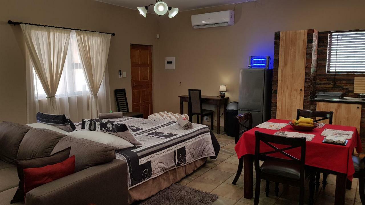 Cottage Lenise Пгалаборва Екстер'єр фото